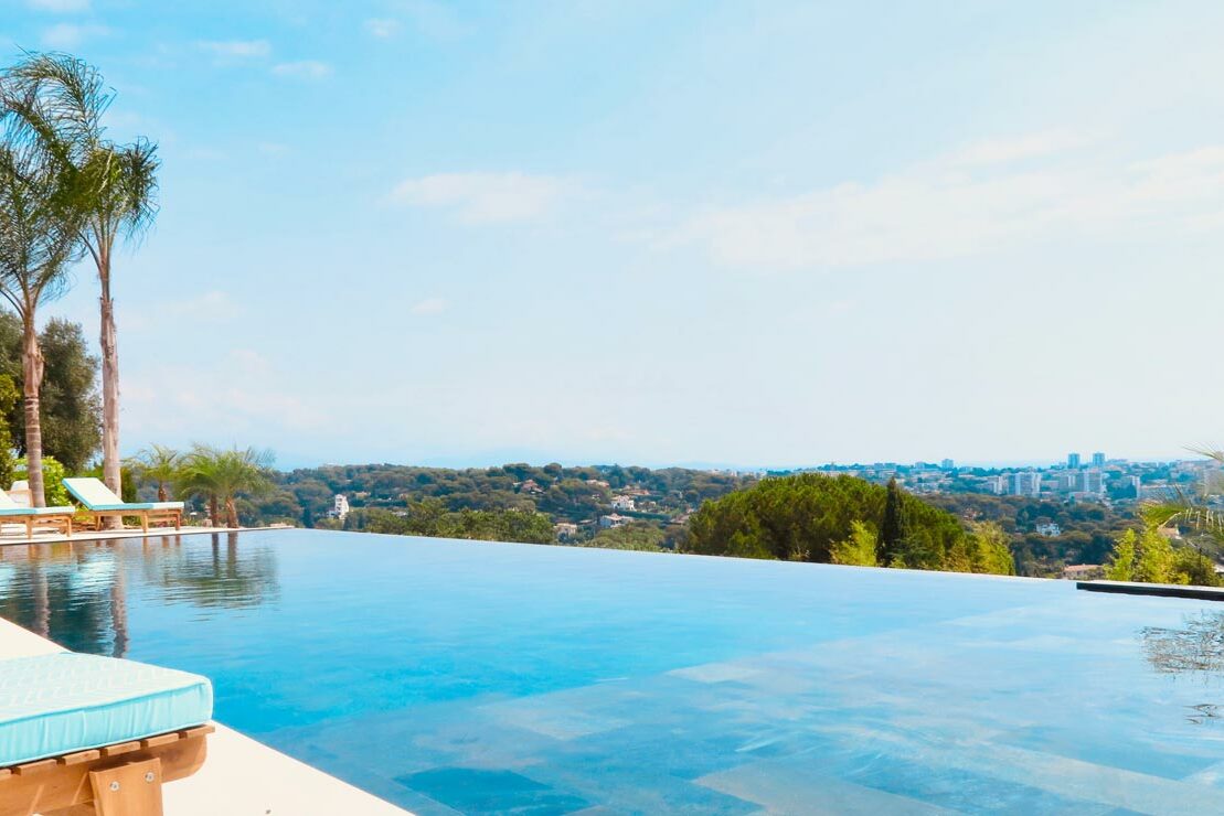 piscine en béton à Vallauris 06