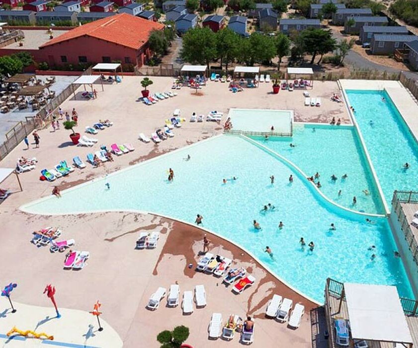 piscines collectives Piscine béton réalisée dans un camping