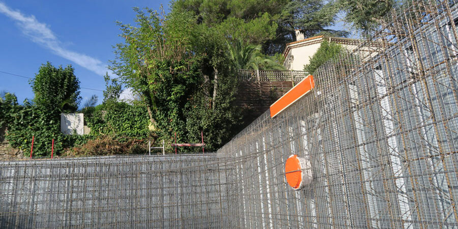 Piscine béton armé monobloc coffrage